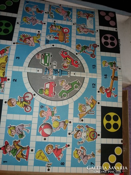The retro direction of the playground board game plastolus trial edition condition according to the pictures