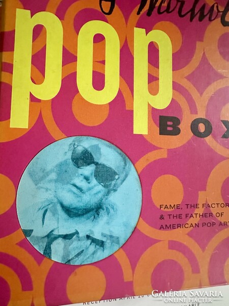Andy Warhol Pop box & 6 db galéria meghívó