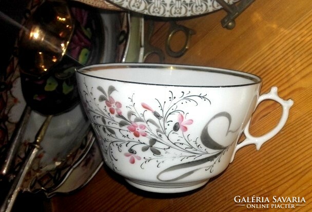 Art Nouveau large tea cup - art&decoration
