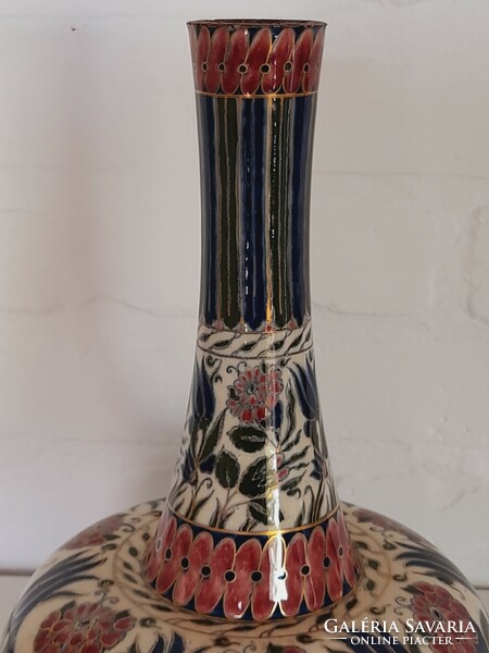 Zsolnay large lamp with Iznik pattern, family seal, 37 cm
