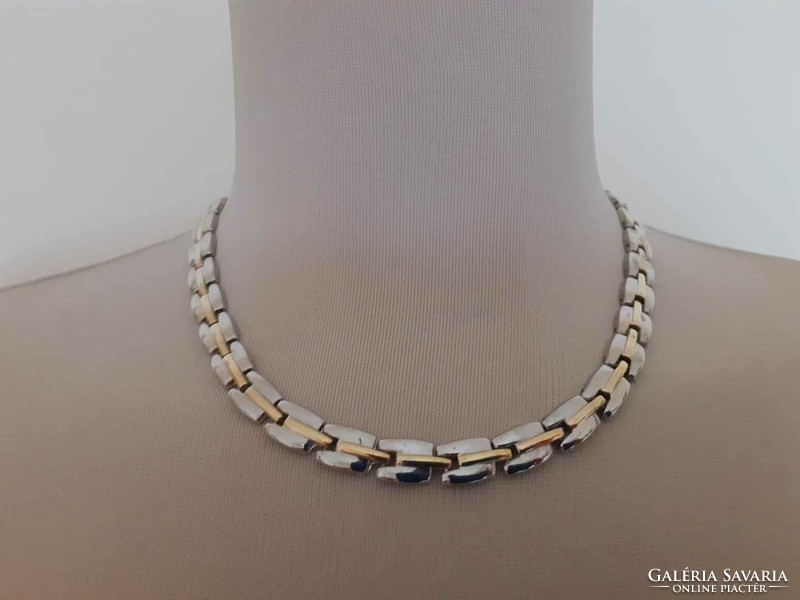 Very nice silver and gold necklaces