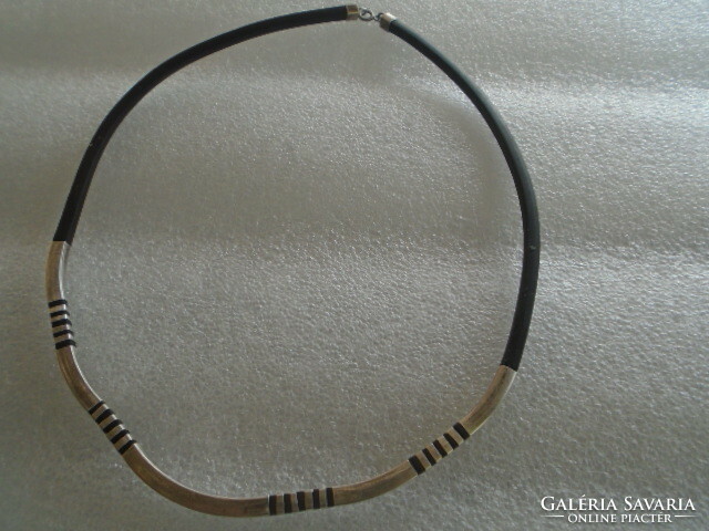 Silver and rubber necklace according to the latest fashion, marked, unisex