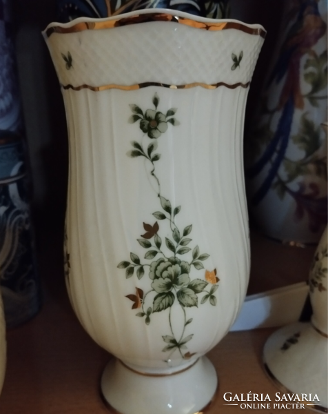 Hollóházi porcelán Erika mintás váza, gyertyatartó, bonbonier