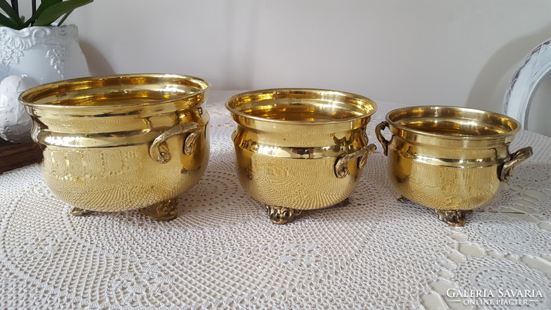 Nice, 3-piece brass bowl set