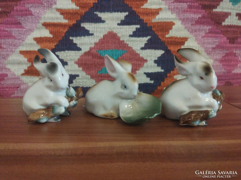 Zsolnay bunny trio.