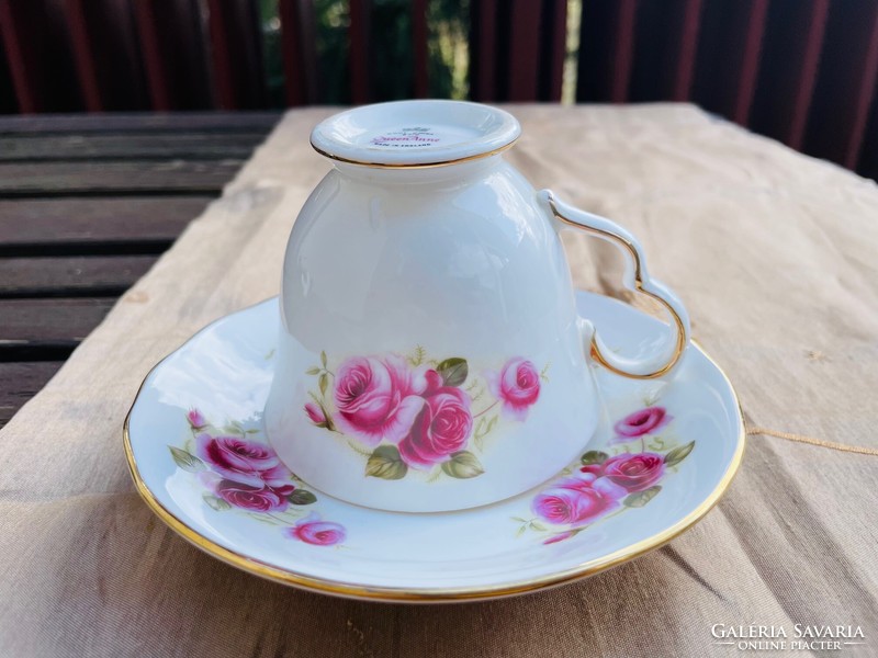Vintage gazdag rózsaszín rózsámintázatú Bone China Queen Anne angol teáscsésze aljjal