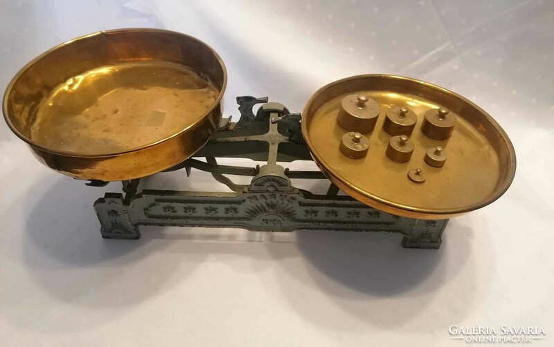 Antique cast iron scale with copper plate and weights