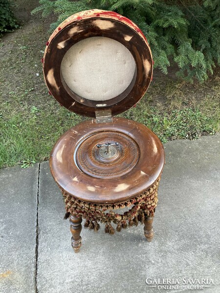 Antique rarity traveling room toilet.