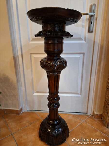 Barokk posztamens szobortartó