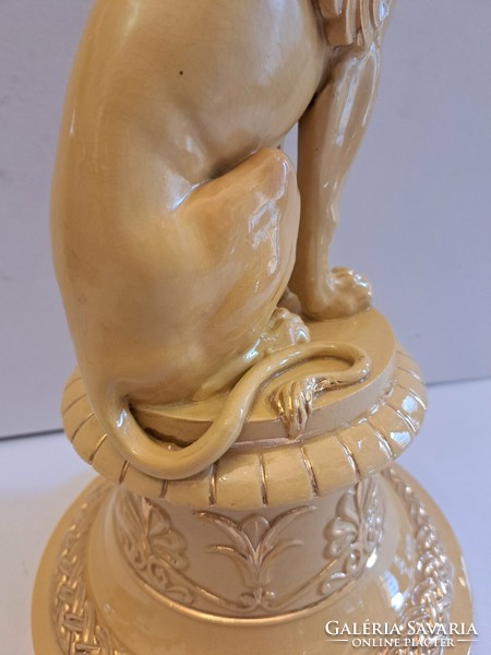 Antik nagy méretű empire stílusú porcelán szárnyas szfinx gyertyatartó