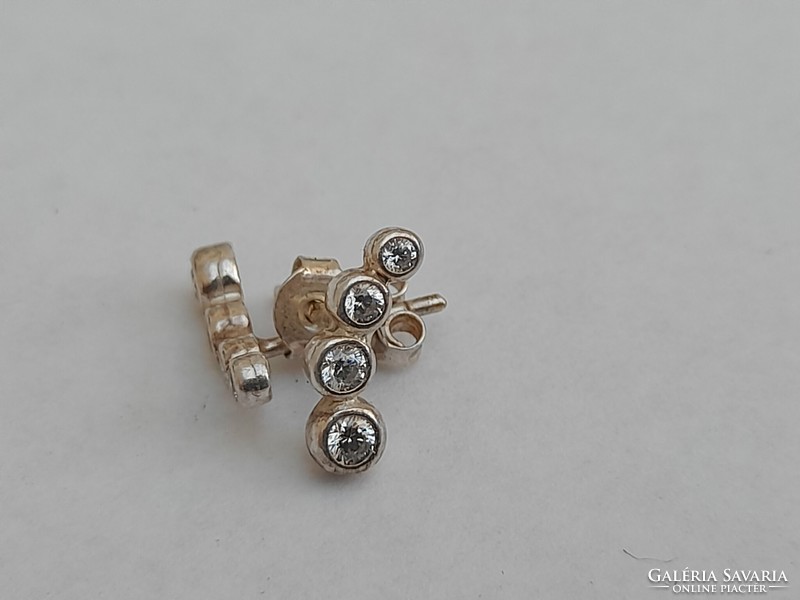 Pair of 925 silver earrings for women