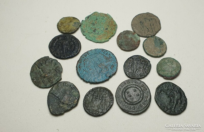 14 antique coins from the Roman Empire.