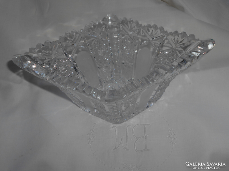 Ólomkristály rombusz alakú  szép állapotban asztalközép, kínáló tál  -súlyos masszív darab