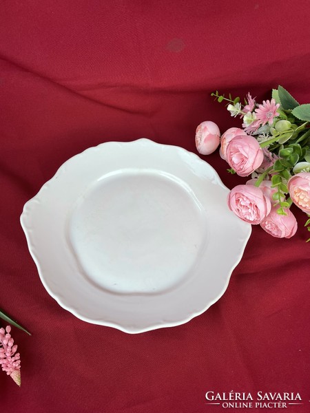 Porcelán kínáló pecsenyés  tányér nosztalgia darab