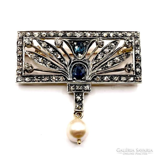 0161. Art deco brooch with diamonds and blue sapphires