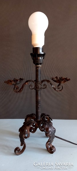 Huge wrought iron table lamp antique negotiable design