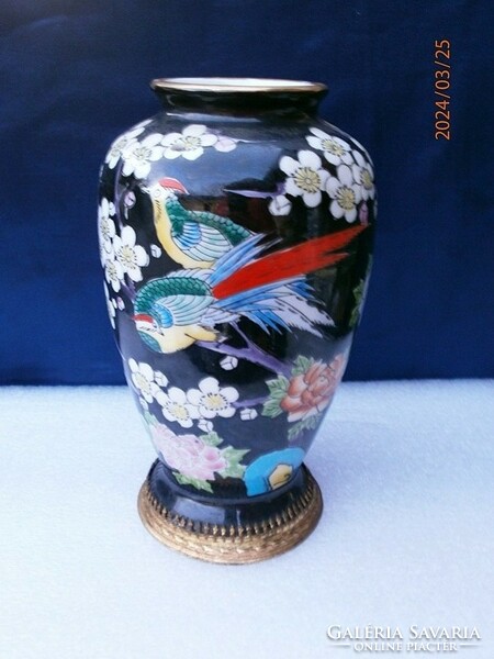 Collector's vase