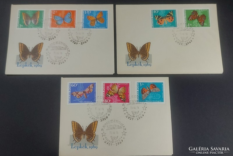 Lepkék 1969 - line of stamps on first-day envelopes