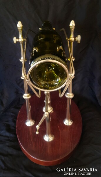 Wine antique metal mechanical decanter pourer