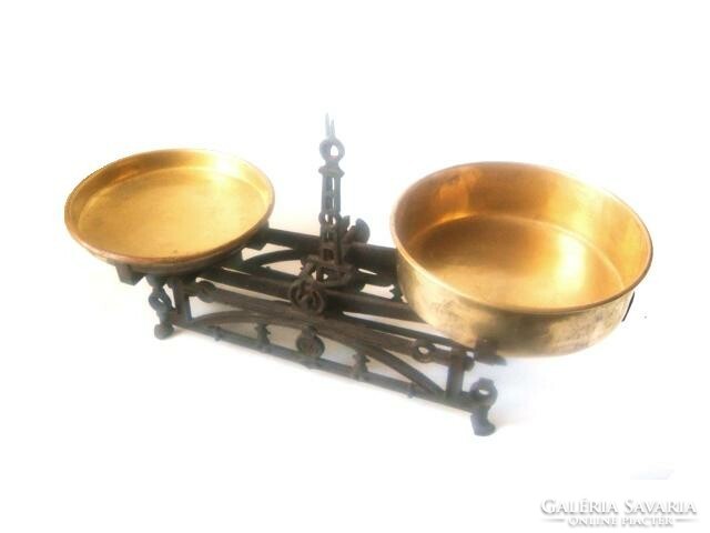 Old cast iron scales with two nice copper bowls and pans