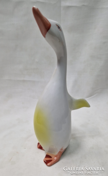 Hollóházi kézzel festett porcelán kacsa figura hibátlan állapotban 18 cm.