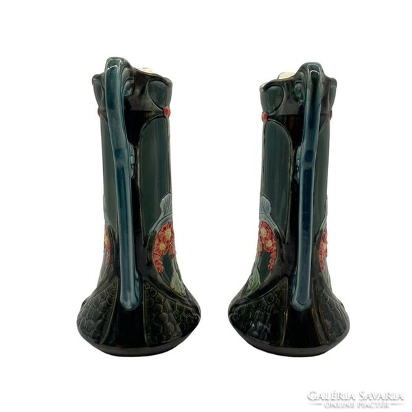 Pair of Eichwald vases m01304