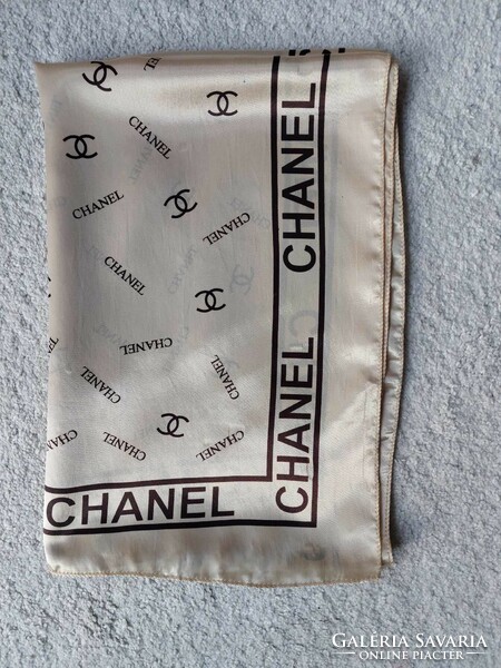 Chanel arany selyemsál