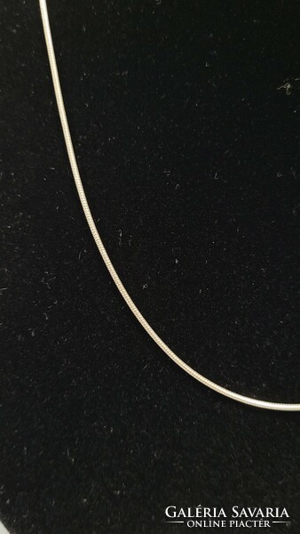 Silver necklace 4.79 g