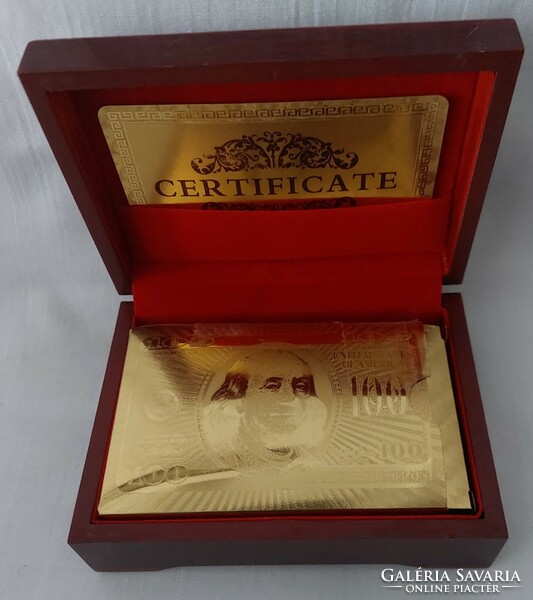 24-carat gold-plated poker card pack, in a decorative box