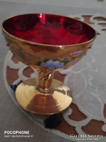 Muránói 0,5 dl-es, 24 karátos arannyal bevont, kézzel festett likőrös pohár.