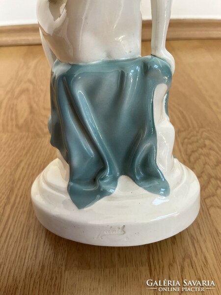 Donner gertrod, granite Kispest porcelain, nude figure (27 cm)