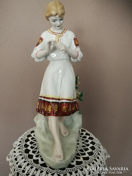 Russian porcelain lady!