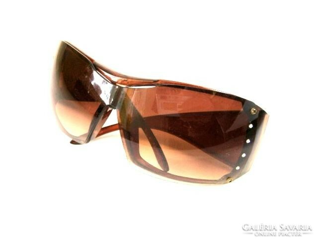 Gucci italy design sunglasses