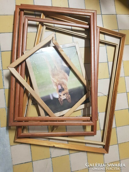 7 wooden frames, picture frames, pictures