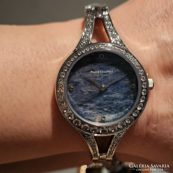 Pierre Chaubert fehér topáz/ kék jade , valódi drágakövekkel díszített  ékszer óra - új
