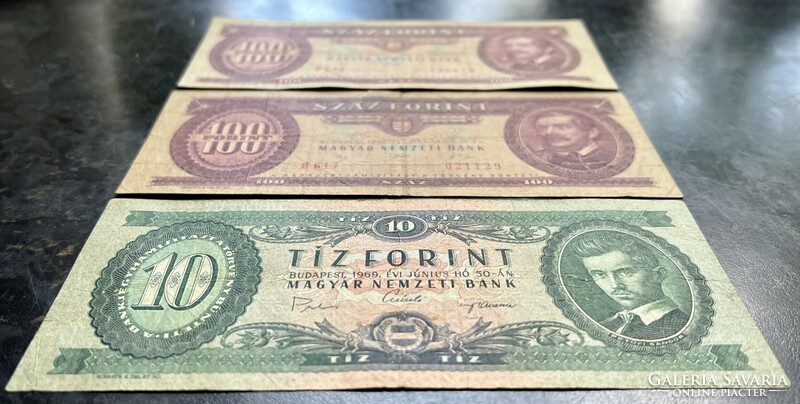 Paper 10.-Forints (1969) 1 piece + 100.-Forints (1992) 2 pieces for sale together