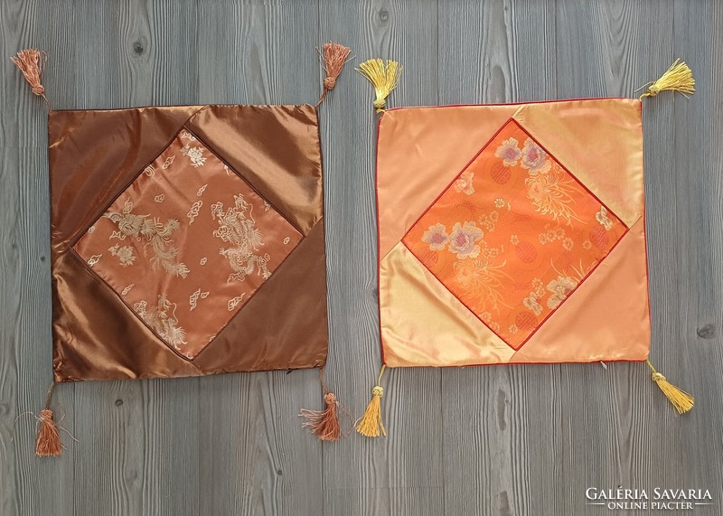 Chinese dragon patterned silk pillowcase