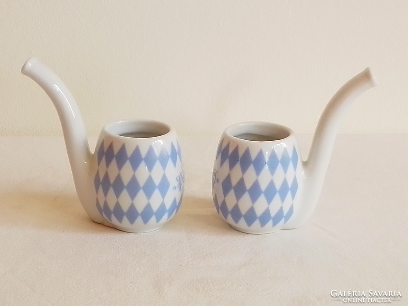 Two small pipe-shaped porcelain brandy liqueur cups, a pair of glasses, German, platzl, blue check pattern.