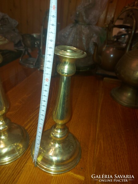 Marked pair of copper candle holders, size and weight indicated!