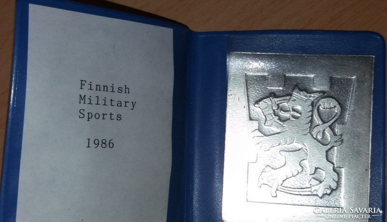 1986/ Military metal plaque in its original holder
