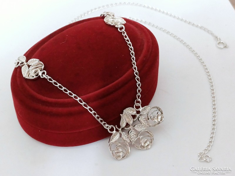 Women's silver necklaces with Polish hallmark