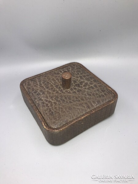 Retro! Leather-covered wooden square jewelry box