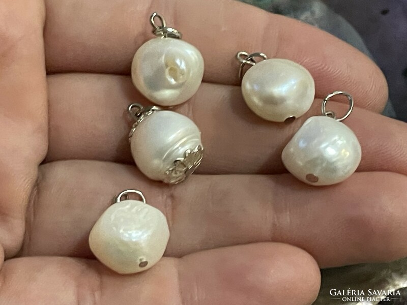 Gorgeous cultured pearl big eye pendants