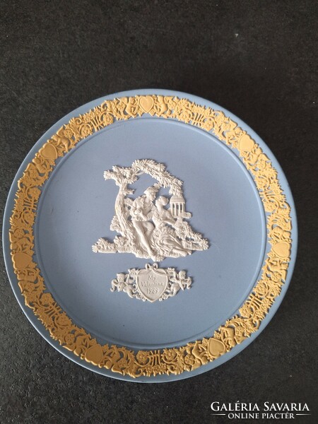 Wedgwood Valentine's Day decorative bowl 1989