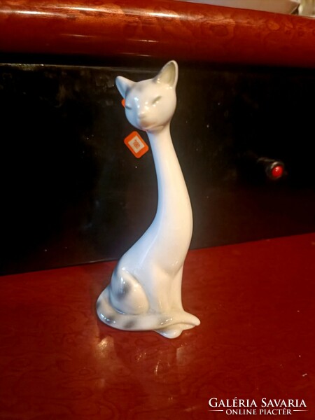 Art deco porcelain cat
