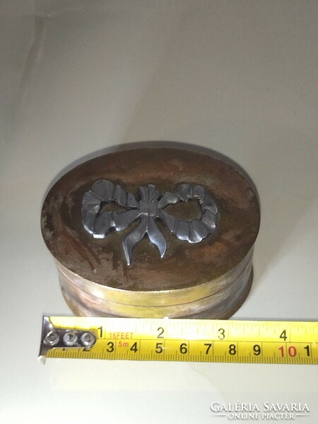 Beautiful antique copper box jewelry holder with bow pattern