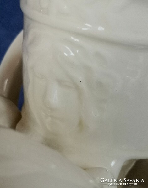 DT/411 - Royal Dux porcelán/fajansz – Római harciszekér