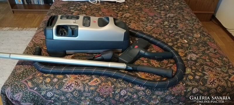 Lux 1 royal 820 vacuum cleaner