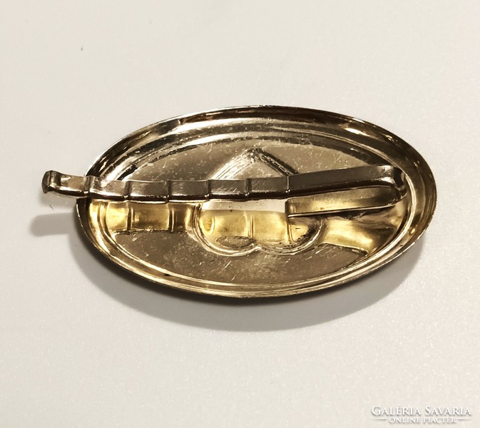 Silver cloth ornament or money clip