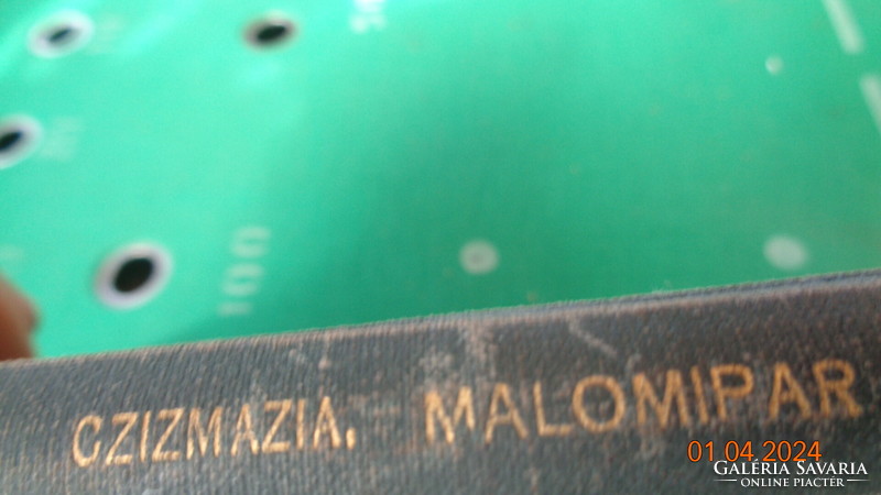 A Malomipar technológiája  írta  Csizmazia  L .  mérnöki szakkönyv  200 odal